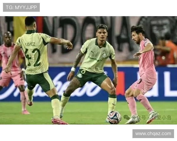 点球争议 + 替补席染红！博卡 2-0 领先遭逆转，球员怒斥裁判(1)